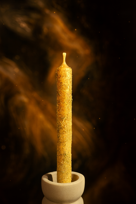 Bienenwachs: Wie naturreine Bienenwachskerzen Rituale vertiefen