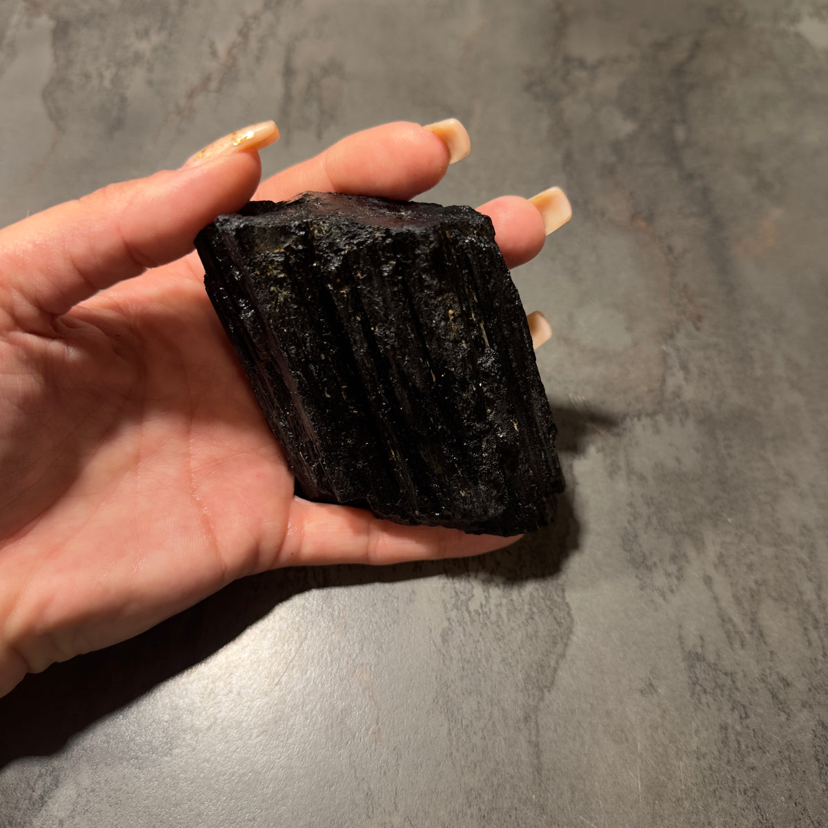 Schwarzer Turmalin Schutz und tiefe Erdung