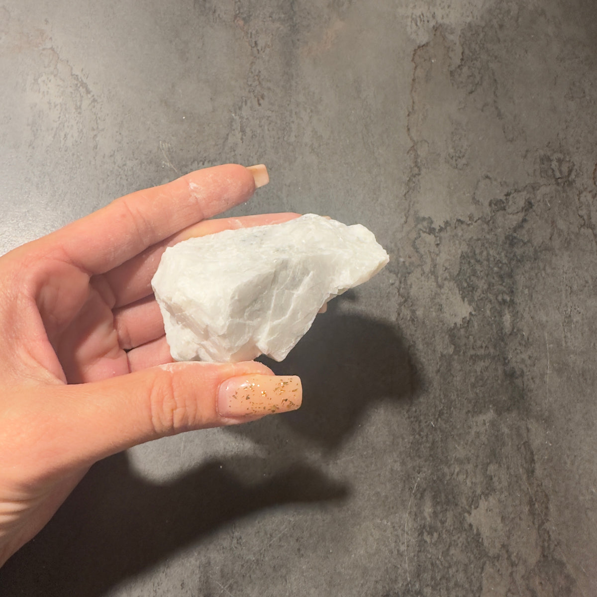 Baryt Schutzstein mit stabilisierender Energie und natürlicher Strahlungsabschirmung