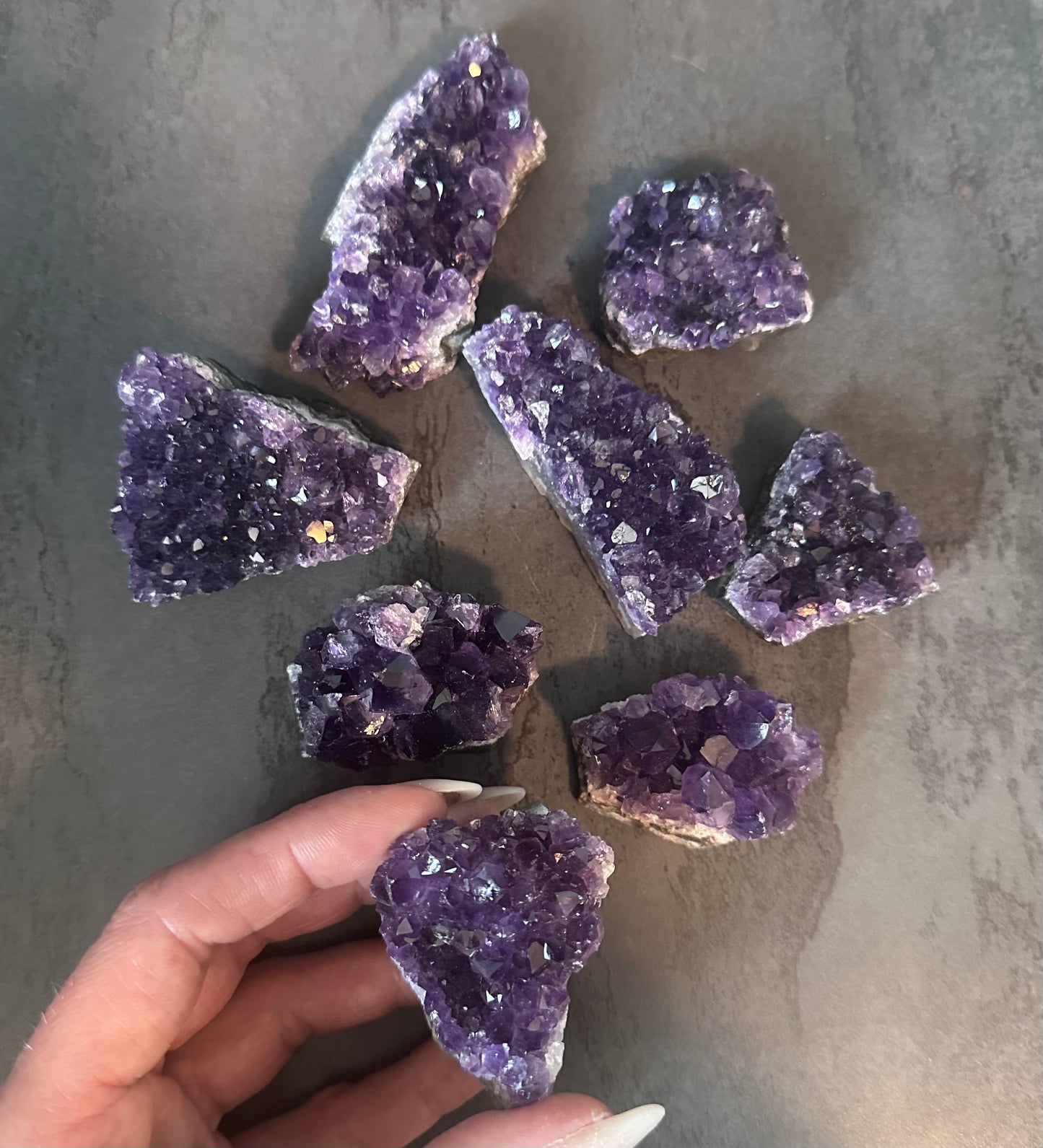Amethyst Drüsen‑Handstück – Klarheit, Ruhe