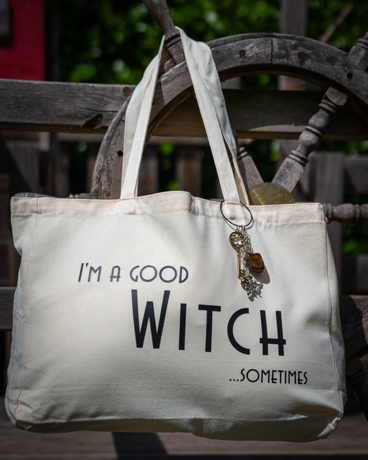 I’m a Good Witch … Sometimes – Baumwolltasche mit Tigerauge, Hexe, Schlüssel & Pentagramm