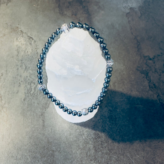 Hämatit 4 mm Kugelarmband für Erdung innere Stärke und energetischen Schutz
