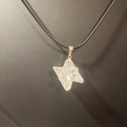 Merkaba Anhänger aus Bergkristall