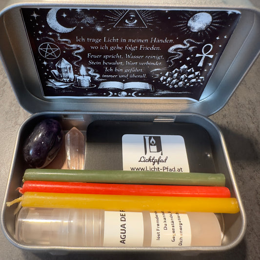 Reisealtar Set mit Bienenwachskerzen Kristallen Reinigungsspray und persönlichem Segensspruchh