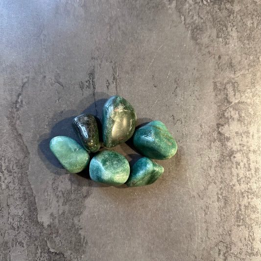 Grüner Aventurin Trommelstein